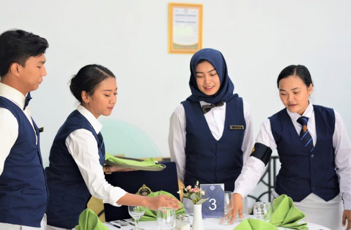 Rekomendasi Kursus Perhotelan di Bandung