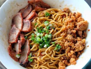 Rekomendasi kuliner 24 jam di Bandung: Mie rica kejaksaan, cozy untuk nongkrong malam